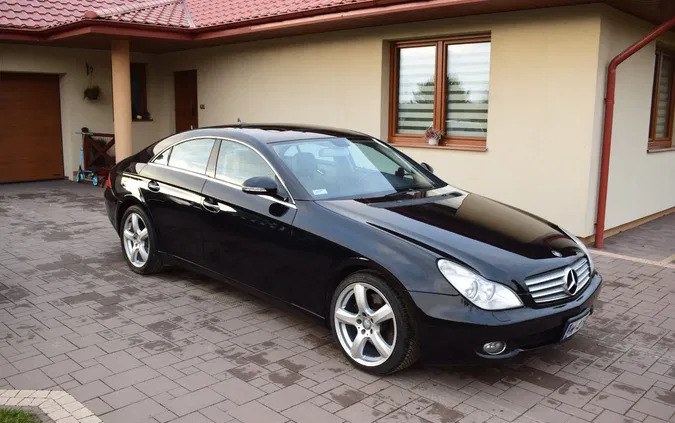 samochody osobowe Mercedes-Benz CLS cena 56000 przebieg: 261000, rok produkcji 2007 z Warszawa